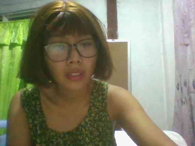 momo3312 webcam