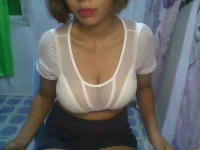 momo3312 webcam