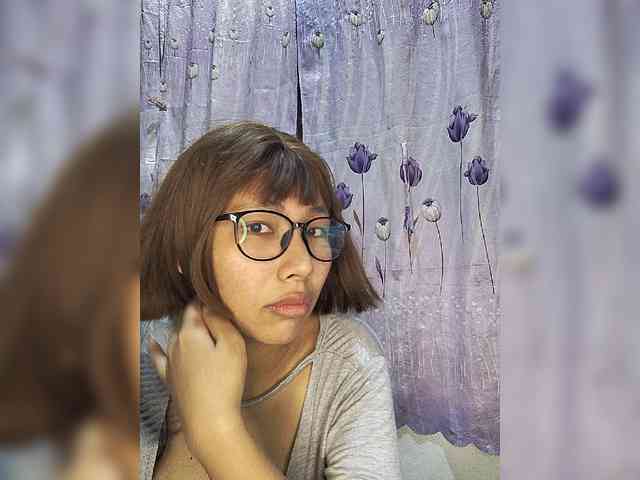 momo3312 webcam