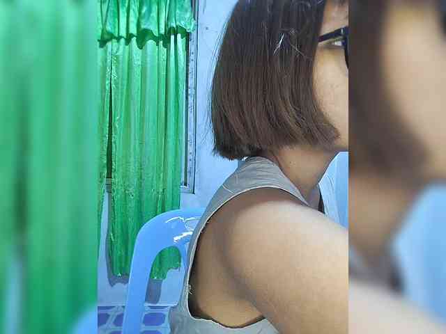 momo3312 webcam