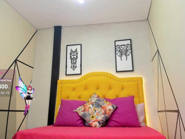 AshlySaenz live cam on BongaCams