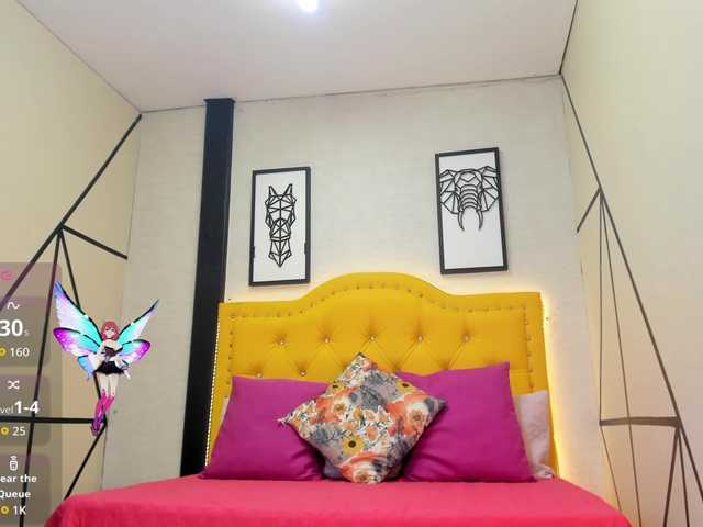 AshlySaenz live cam on BongaCams
