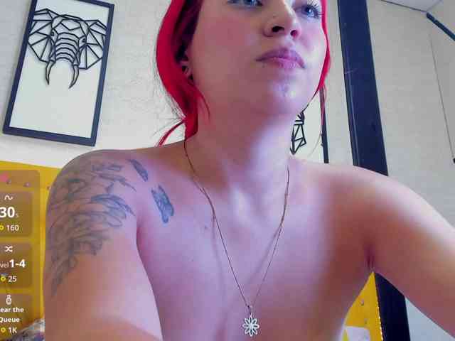 AshlySaenz webcam