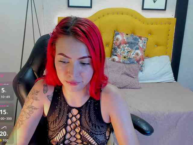 AshlySaenz webcam