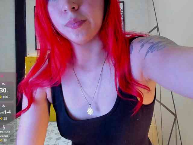 AshlySaenz webcam