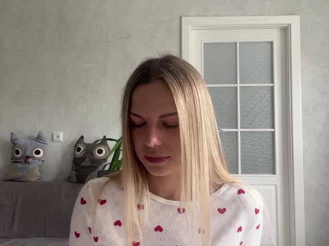 CarlotaWnorowski live cam on BongaCams
