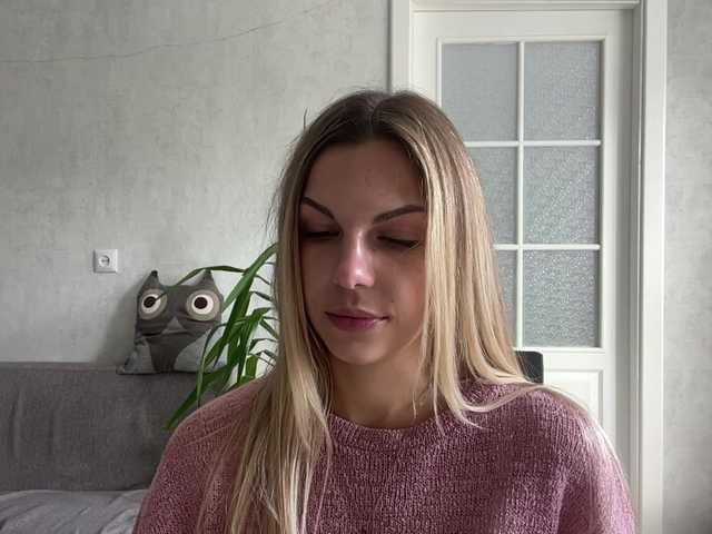 CarlotaWnorowski live webcam show