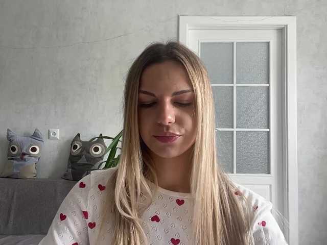 CarlotaWnorowski live cam on BongaCams