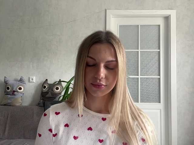 CarlotaWnorowski live cam on BongaCams