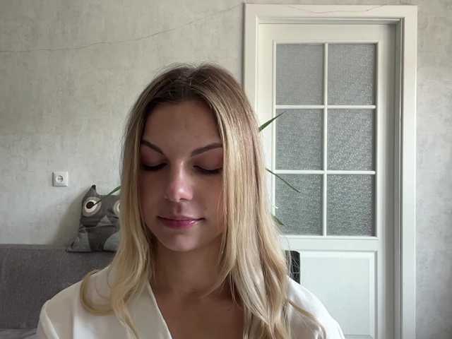 CarlotaWnorowski live cam on BongaCams