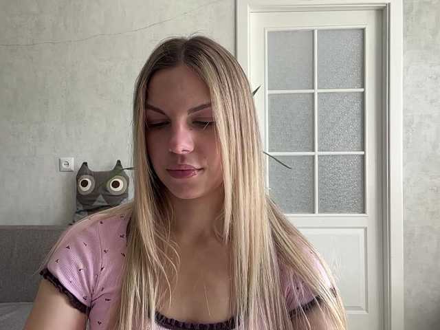 CarlotaWnorowski live webcam show
