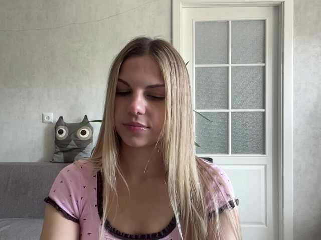 CarlotaWnorowski live cam on BongaCams