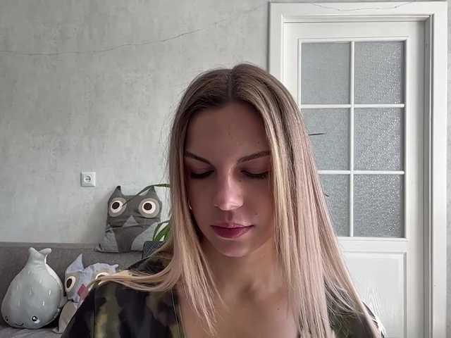 CarlotaWnorowski live cam
