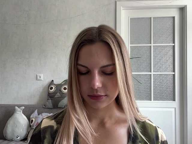 CarlotaWnorowski live cam on BongaCams