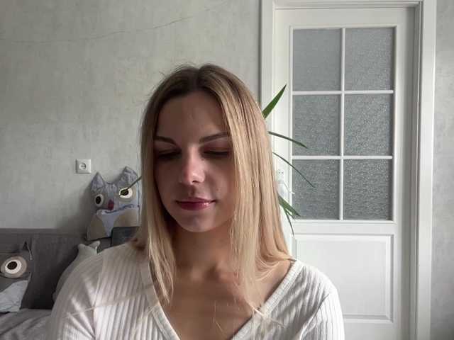 CarlotaWnorowski live cam on BongaCams