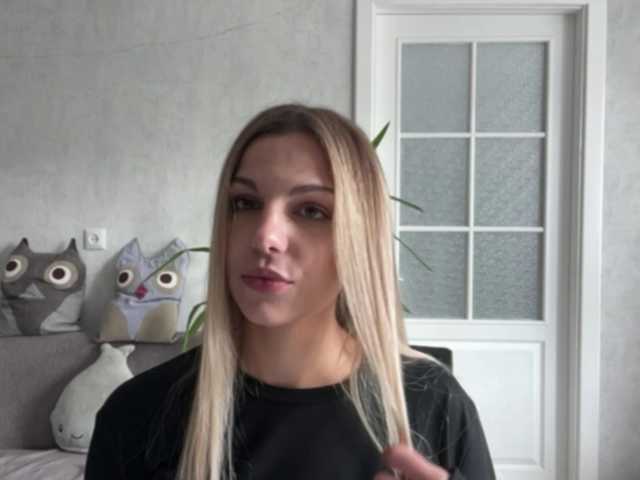 CarlotaWnorowski live cam on BongaCams