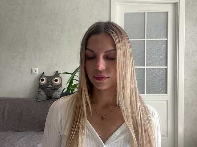 CarlotaWnorowski live cam on BongaCams