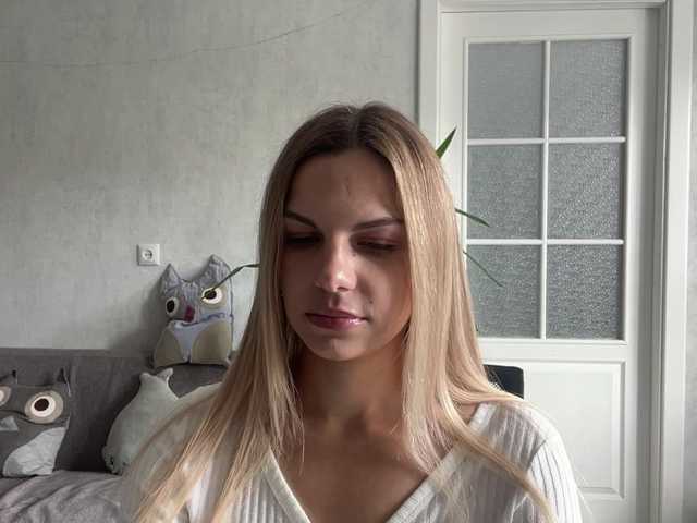 CarlotaWnorowski live cam on BongaCams