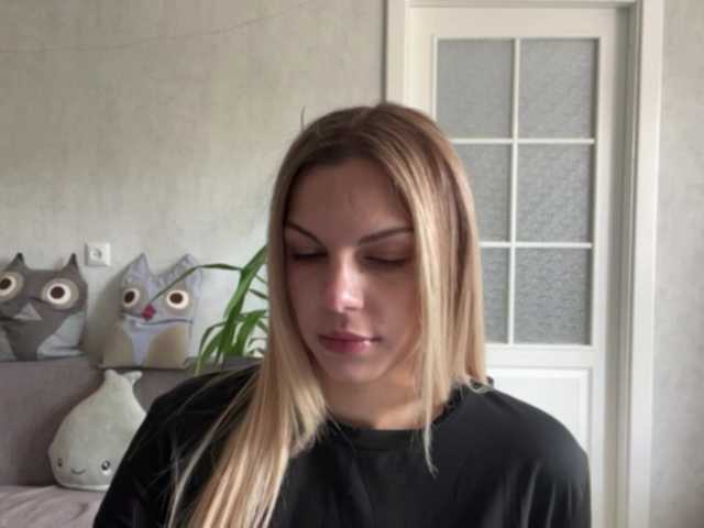 CarlotaWnorowski live cam on BongaCams