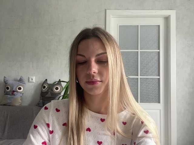 CarlotaWnorowski live cam on BongaCams
