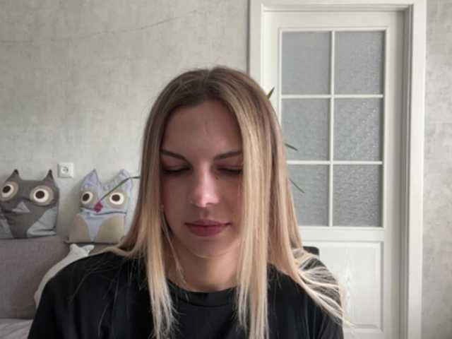 CarlotaWnorowski live cam on BongaCams