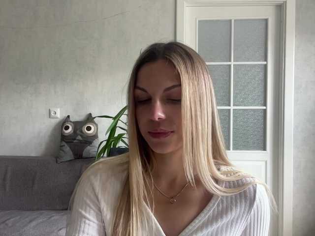 CarlotaWnorowski live webcam show