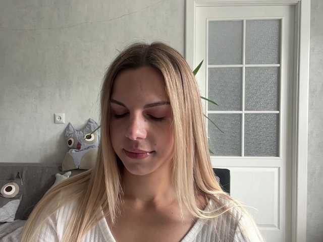 CarlotaWnorowski live cam on BongaCams