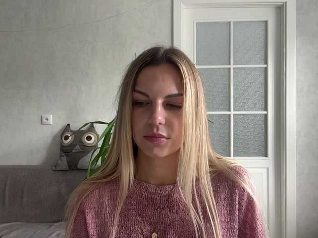 CarlotaWnorowski live cam on BongaCams