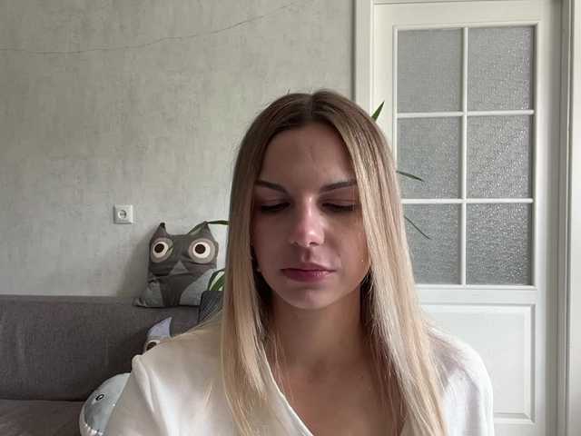 CarlotaWnorowski live cam on BongaCams