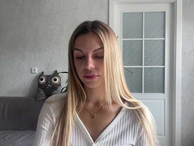 CarlotaWnorowski live cam on BongaCams