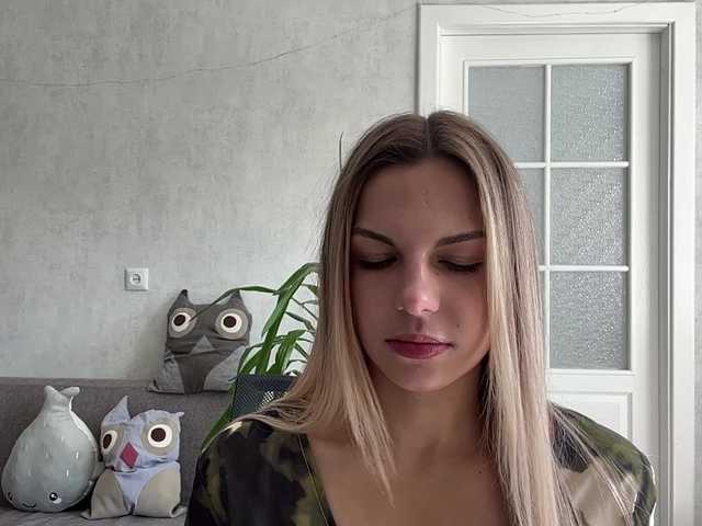 CarlotaWnorowski live cam on BongaCams