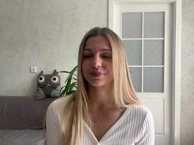 CarlotaWnorowski live cam on BongaCams
