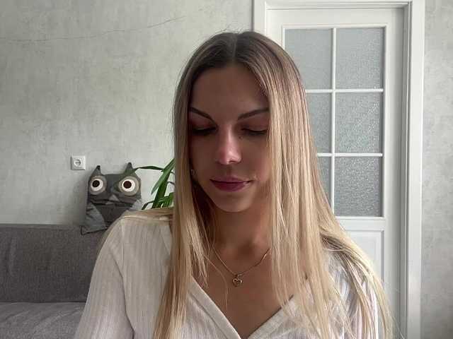 CarlotaWnorowski live cam on BongaCams