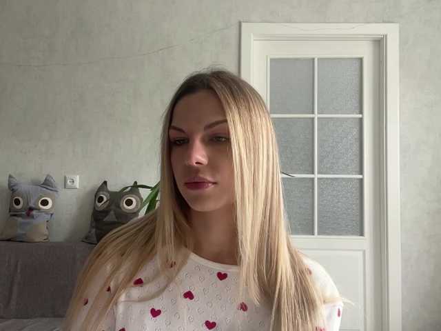 CarlotaWnorowski live cam on BongaCams