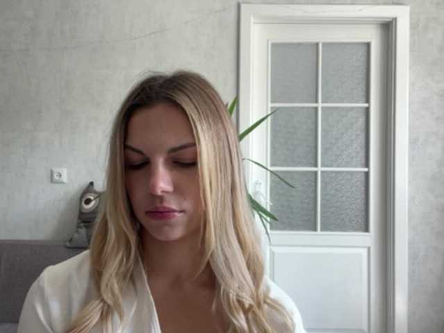 CarlotaWnorowski live cam on BongaCams