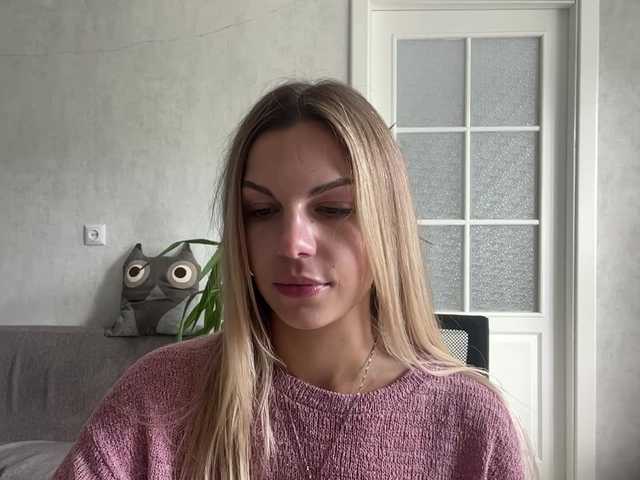 CarlotaWnorowski live cam on BongaCams