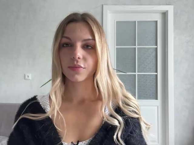 CarlotaWnorowski live cam on BongaCams