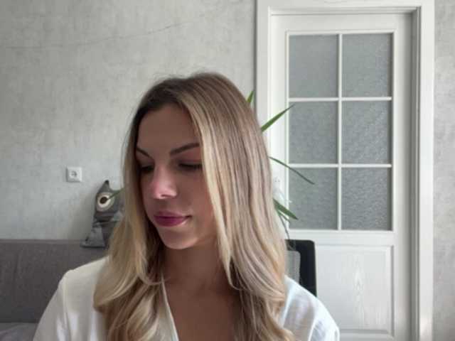 CarlotaWnorowski live webcam show