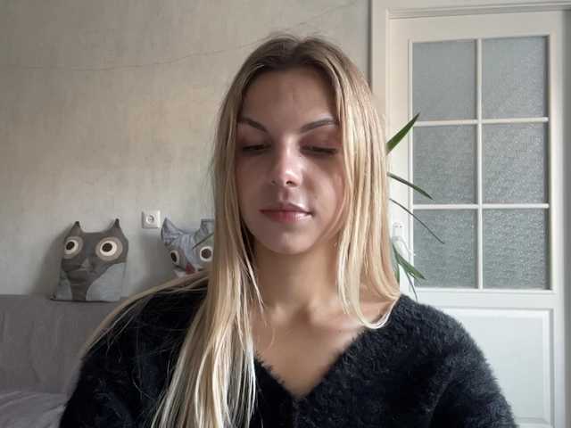 CarlotaWnorowski live cam on BongaCams