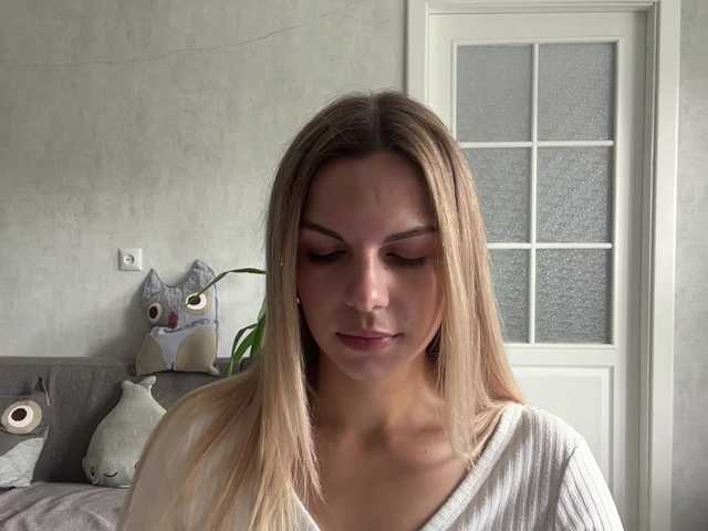 CarlotaWnorowski live cam on BongaCams