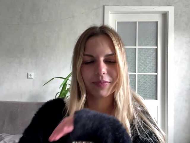 CarlotaWnorowski live cam on BongaCams