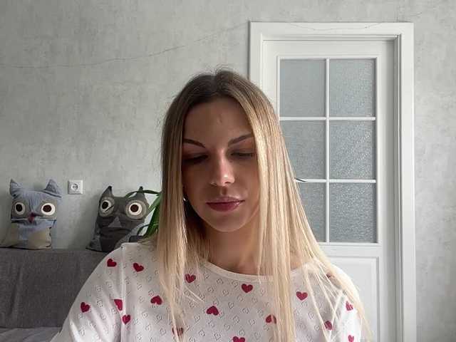 CarlotaWnorowski live cam on BongaCams