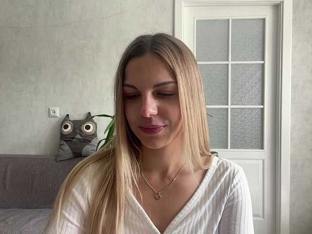 CarlotaWnorowski live cam on BongaCams
