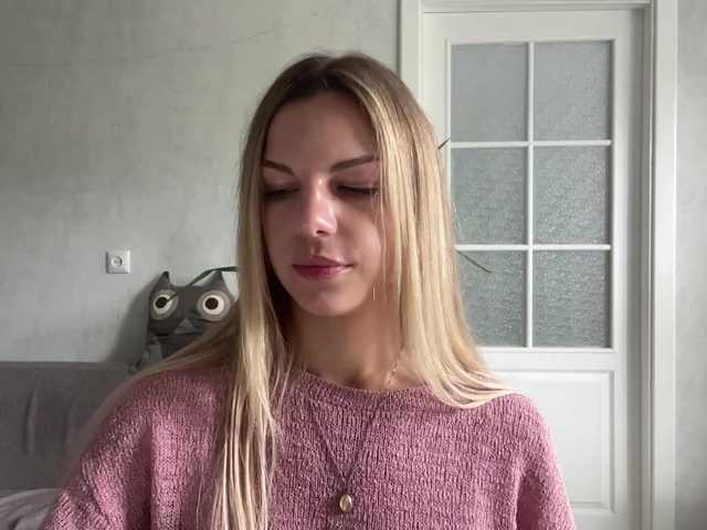 CarlotaWnorowski live cam on BongaCams