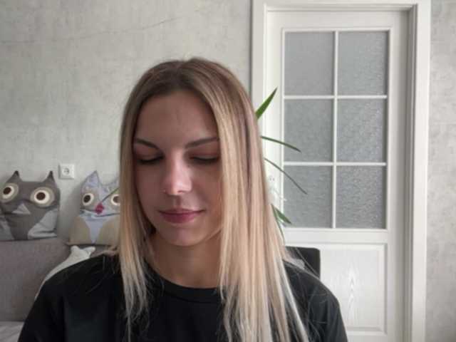 CarlotaWnorowski live cam on BongaCams