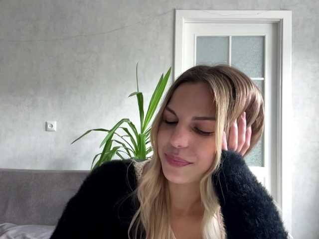 CarlotaWnorowski live cam on BongaCams
