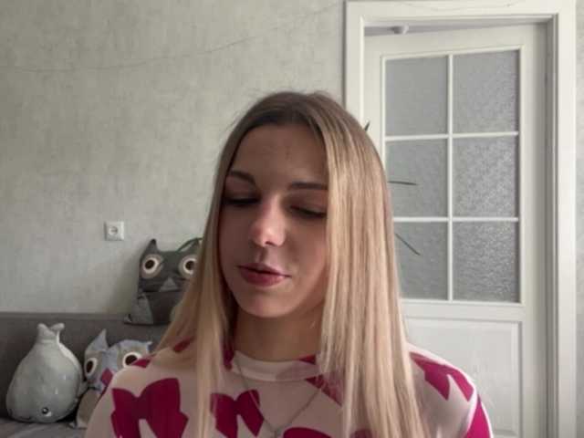 CarlotaWnorowski live cam on BongaCams