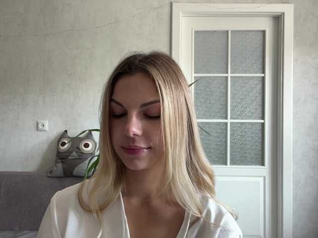 CarlotaWnorowski live cam on BongaCams