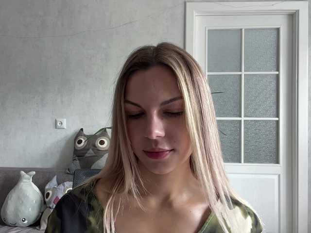 CarlotaWnorowski live cam on BongaCams