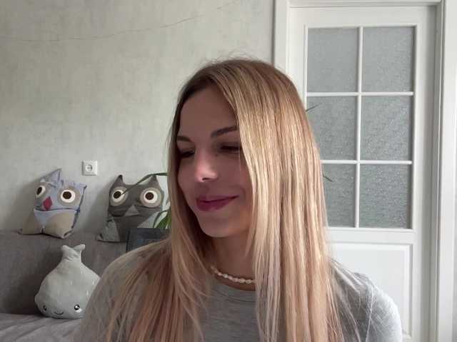 CarlotaWnorowski live cam on BongaCams